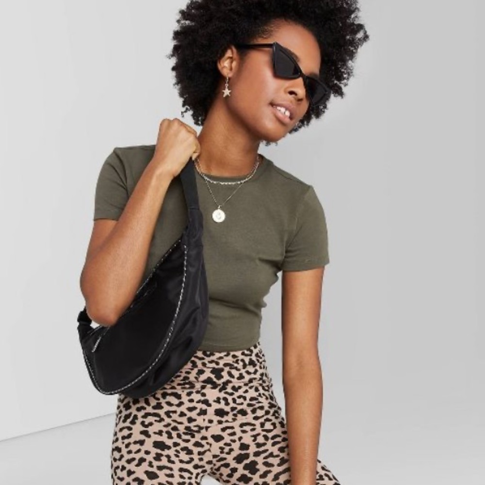 Women's Short Sleeve Cropped T-Shirt - Olive
